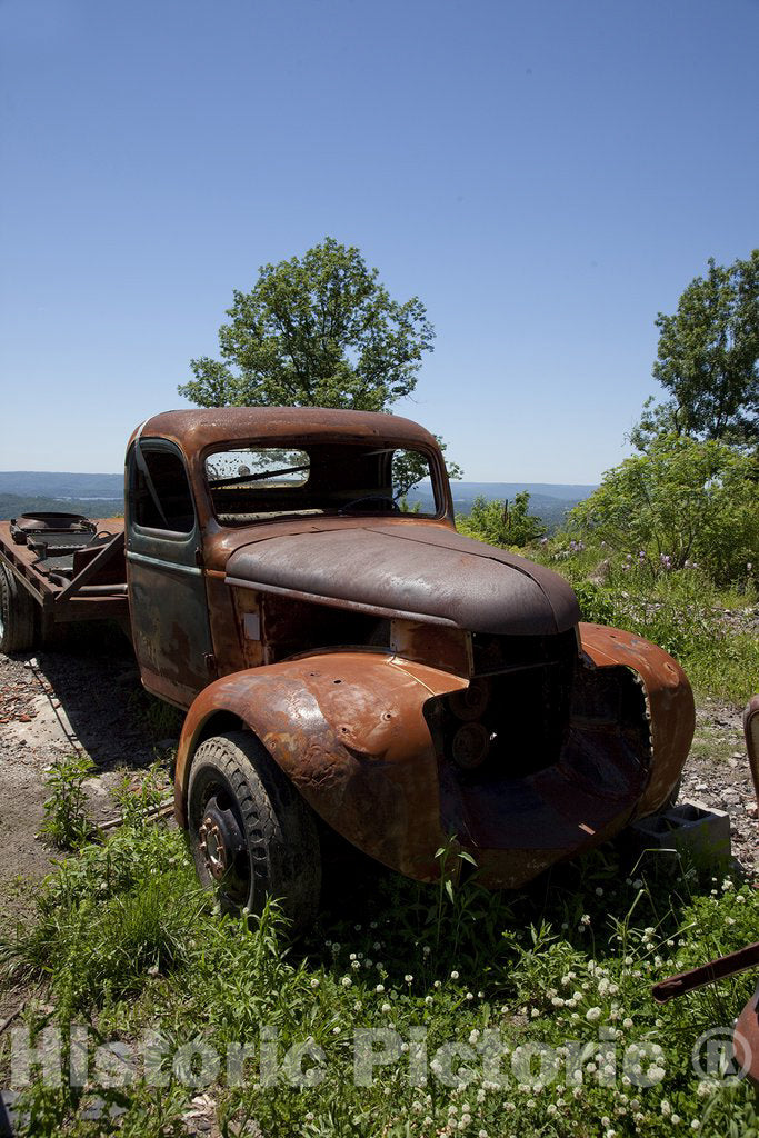 Alabama Photo - Old truck, rural Alabama