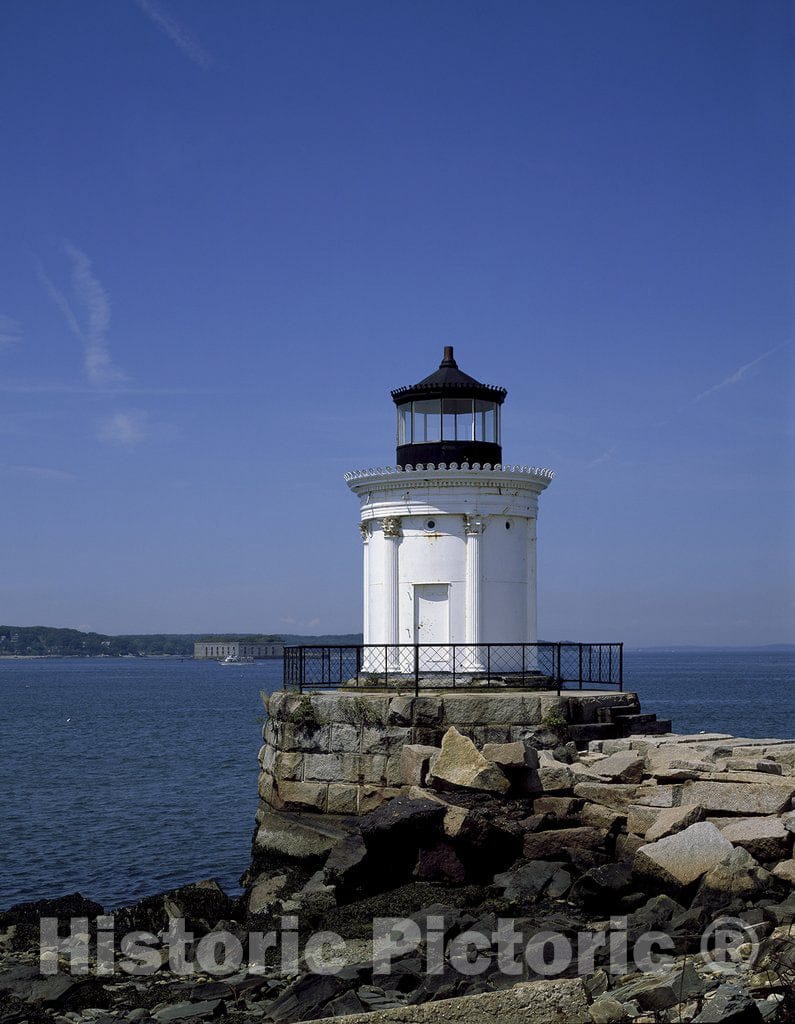 Portland, ME Photo - Breakwater 'Bug' Light Built in 1875, Portland, Maine