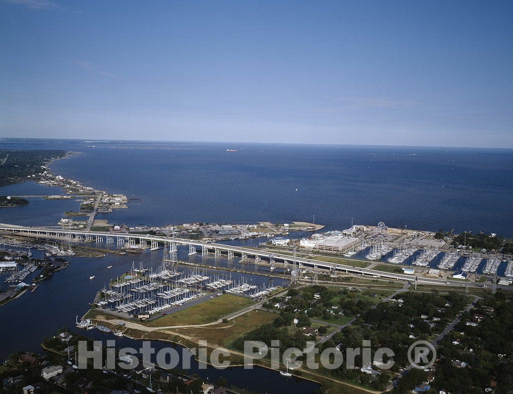 Houston, TX Photo - Clear Lake Marina, Houston, Texas