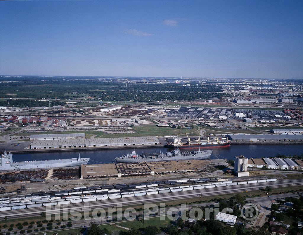 Houston, TX Photo - Houston Industrial Panorama and Port of Houston, Texas