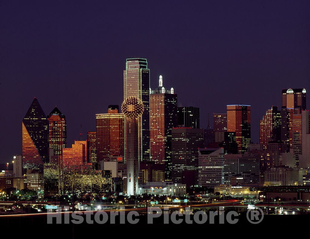 Dallas, TX Photo - Dusk View of The Skyline, Dallas, Texas