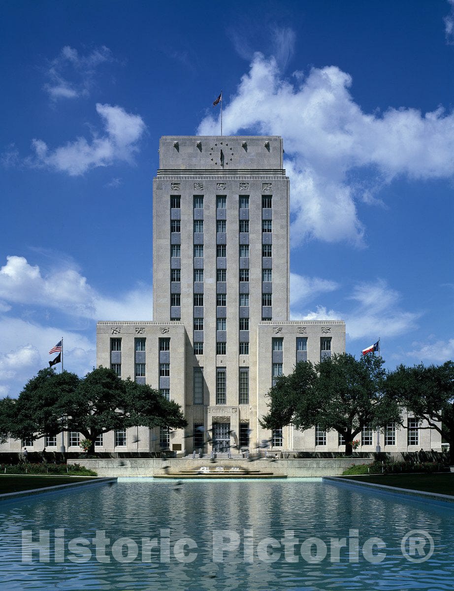 Houston, TX Photo - City Hall in Houston, Texas