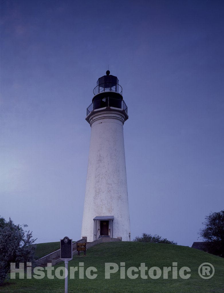 Brownsville, TX Photo - Port Isabel Light, Brownsville, Texas