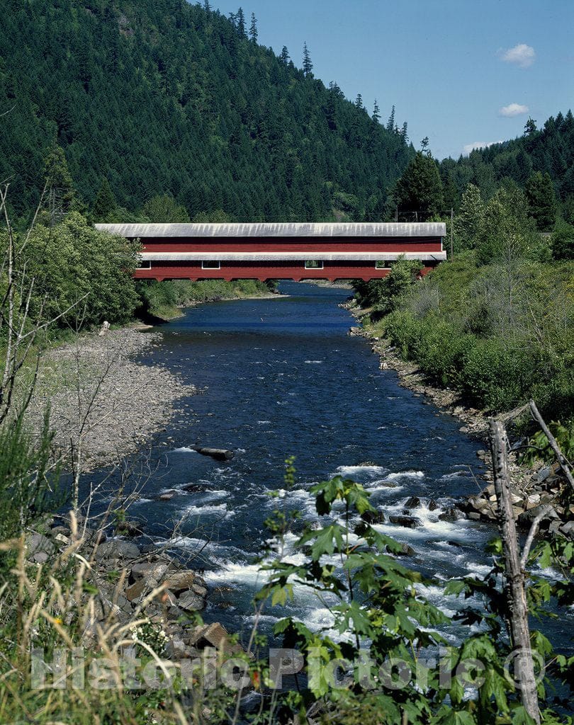 Westfir, OR Photo - Office Bridge (Also Called Westfir Covered Bridge) is a Covered Bridge in Westfir, Lane County, Oregon