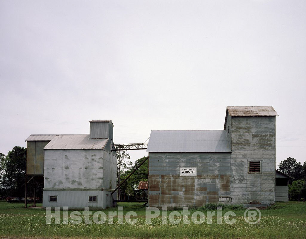 Wright, TX Photo - Barn Whose Owner has Civic Pride in Wright, Texas