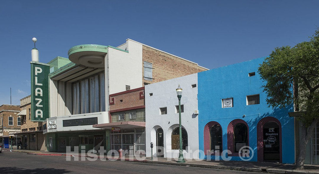 Laredo, TX Photo - The Plaza Theatre in Laredo, Texas