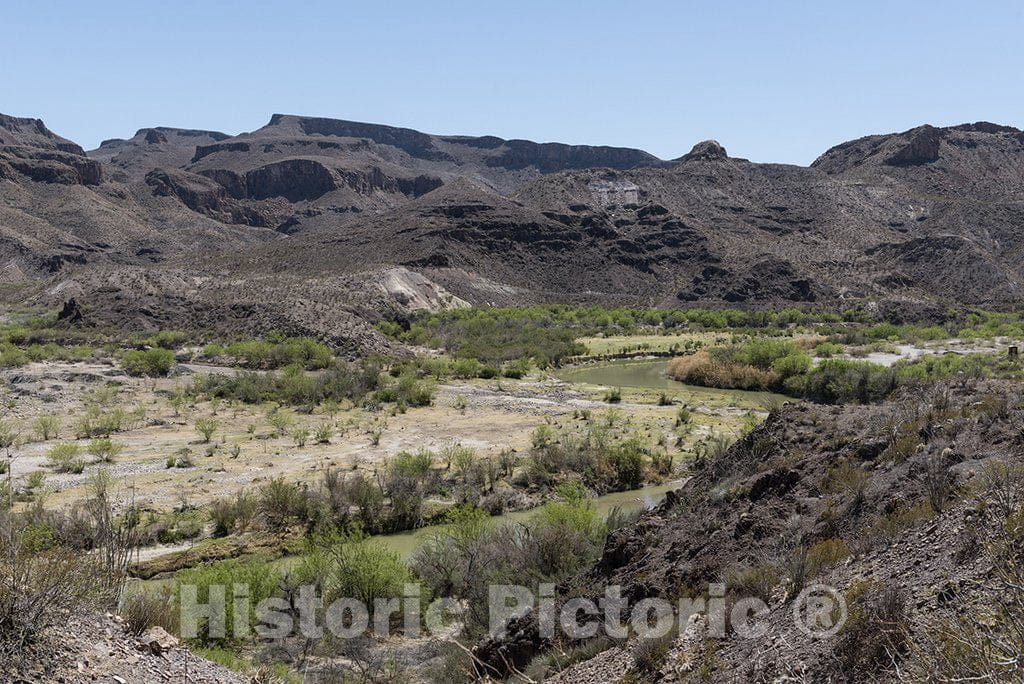 Brewster County, TX Photo - Scene inside Big Bend Ranch State Park, a Texas state park adjacent to the more-famous Big Bend National Park in southern Brewster County