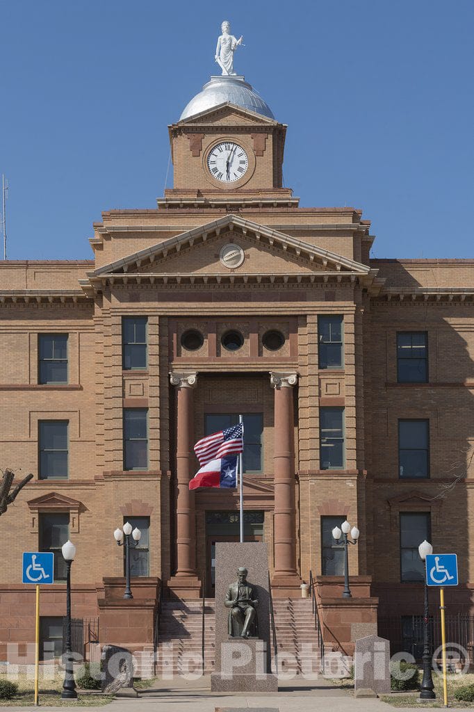 Anson, TX Photo - The Jones County Courthouse in Anson, Texas