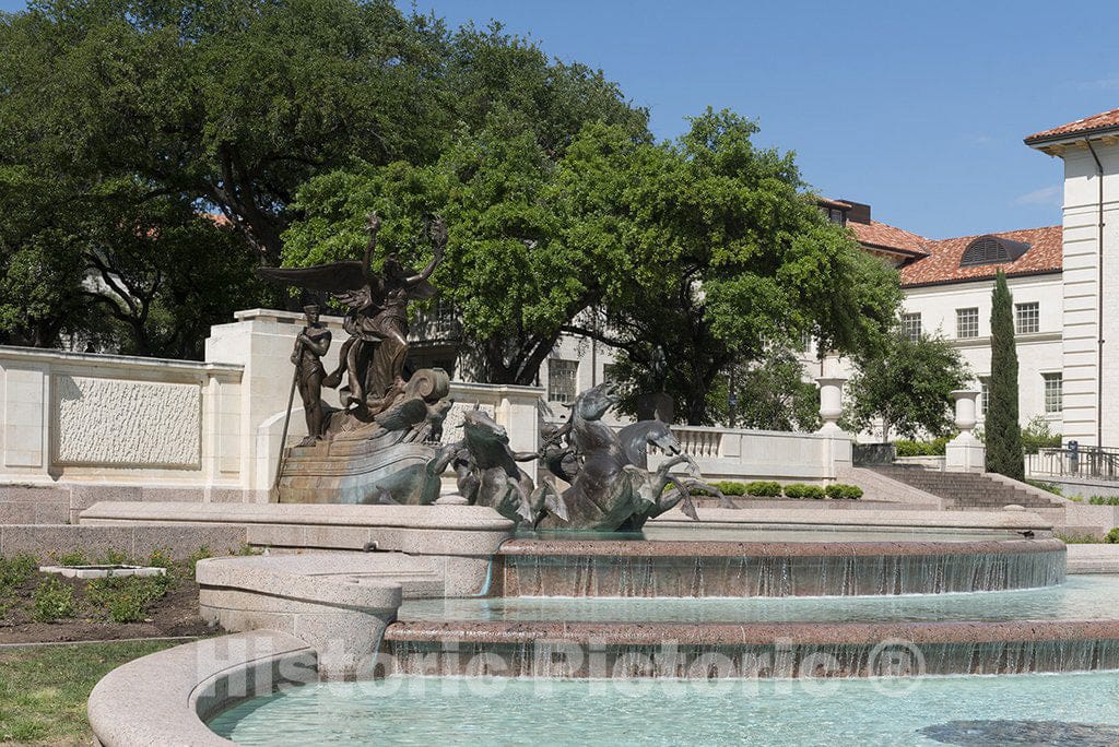 Austin, TX Photo - Littlefield Fountain, a monument by Italian-born sculptor Pompeo Coppini located on the main campus of The University of Texas at Austin in Austin, Texas