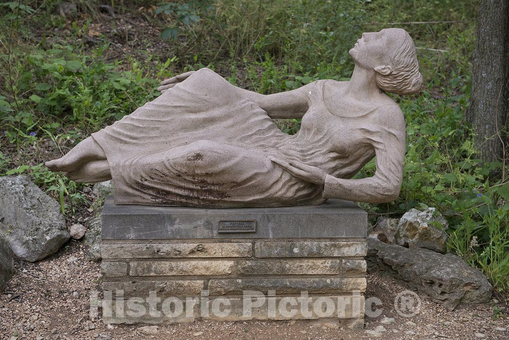 Austin, TX Photo - Sculpture at the Umlauf Sculpture Garden & Museum in Austin, Texas