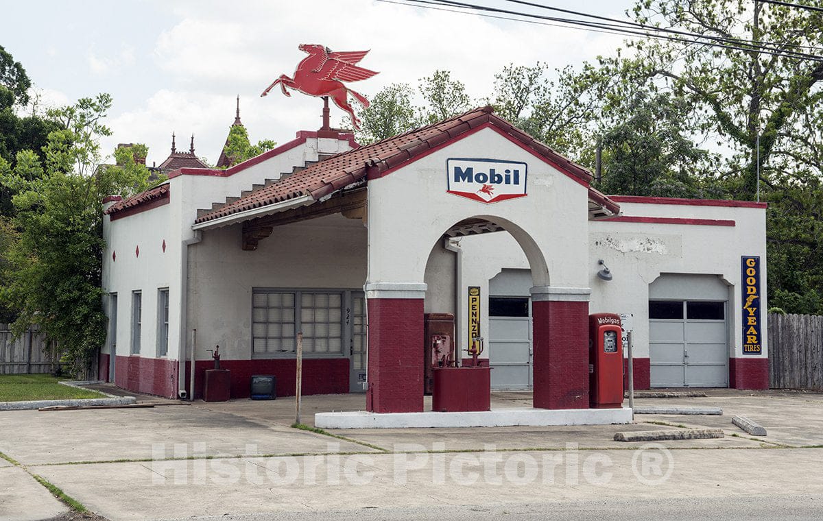 Gonzales, TX Photo - Carefully Restored Old Gas Station in Gonzales, Texas