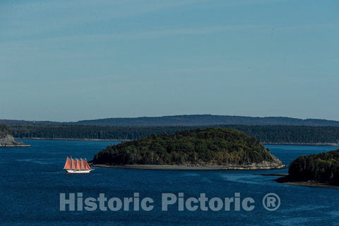 Photo - The schooner"Margaret Todd" sails off Bar Harbor, Maine- Fine Art Photo Reporduction