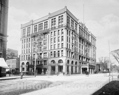 Historic Black & White Photo - Milwaukee, Wisconsin - Hotel Pfister, c1900 -