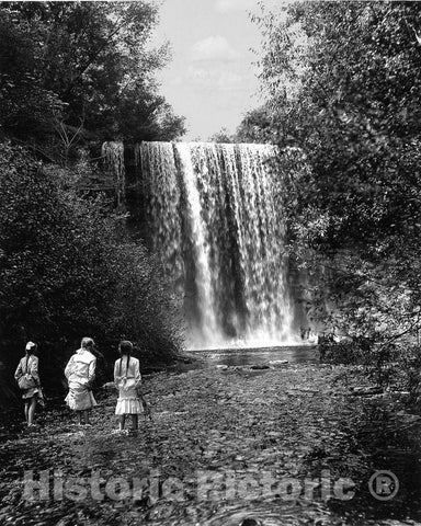 Historic Black & White Photo - Minneapolis, Minnesota - Minnehaha Falls, c1915 -