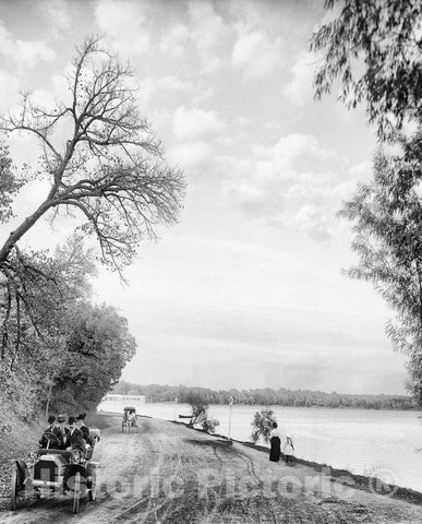 Minneapolis Historic Black & White Photo, Lake Harriet Boulevard, c1908 -
