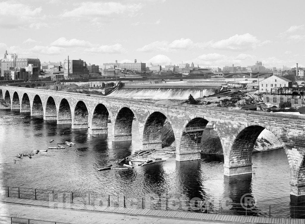 Minneapolis Historic Black & White Photo, St. Anthony's Falls, c1904 -