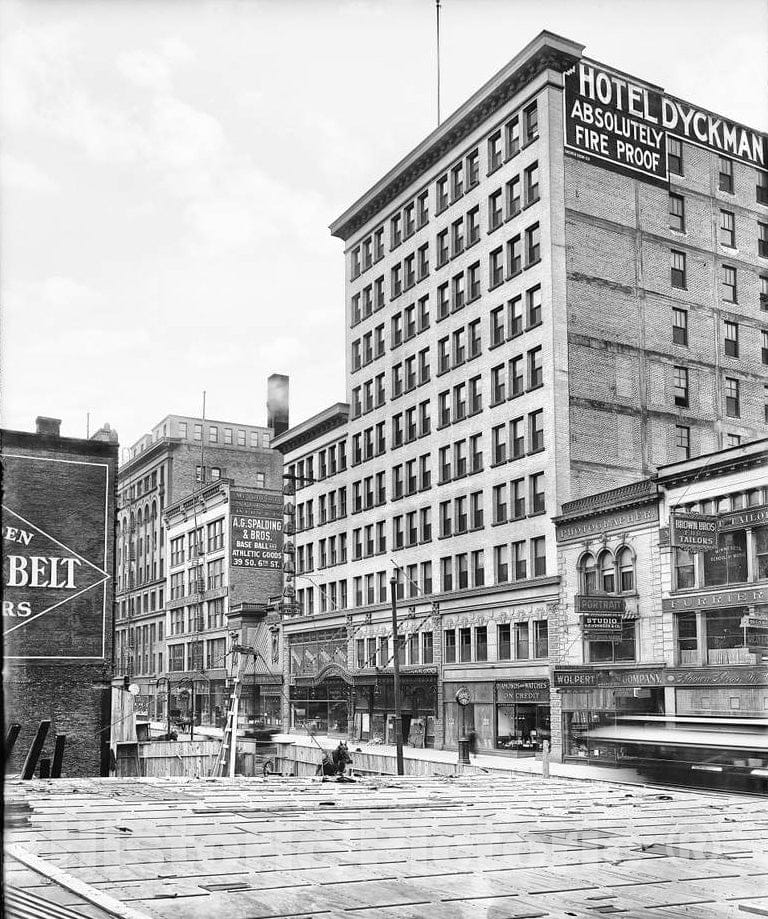 Historic Black & White Photo - Minneapolis, Minnesota - The Hotel Dykman, c1909 -