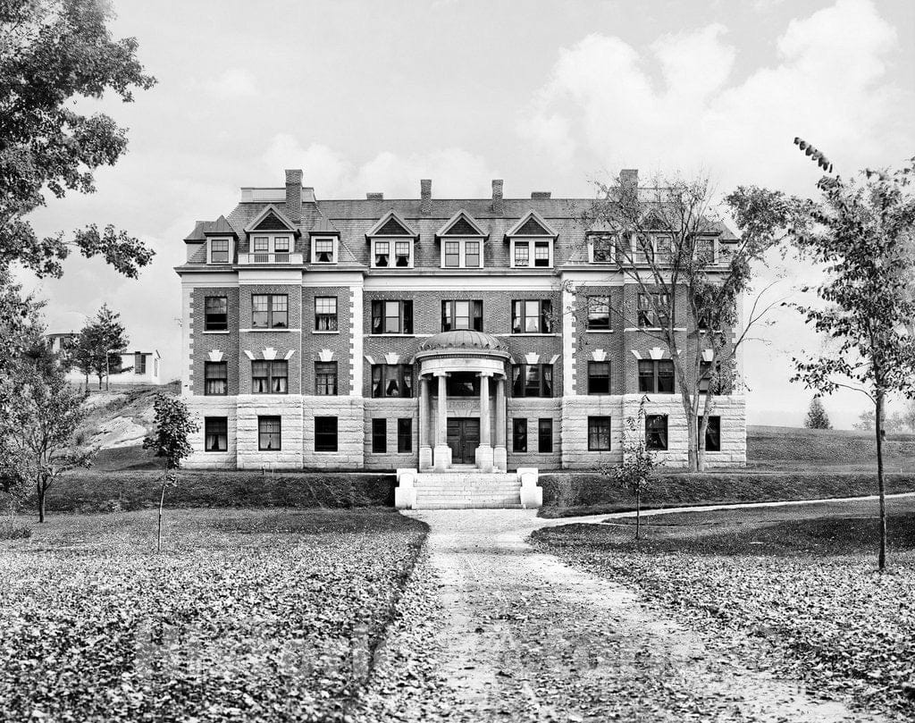 Historic Black & White Photo, Richardson Hall at Darmouth College, Hanover, c1900 -