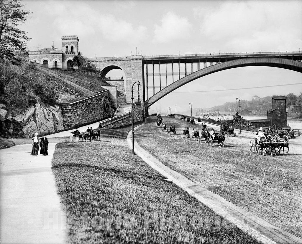 New York City Historic Black & White Photo, Traffic Along the Harlem River Speedway, c1905 -