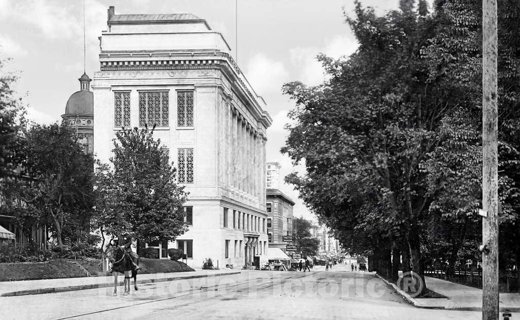 Historic Black & White Photo - Portland, Oregon - The Multnomah County Courthouse, c1915 -