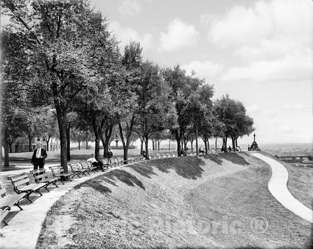 Richmond Historic Black & White Photo, Gambles Hill Park Along South Third Street, c1908 -