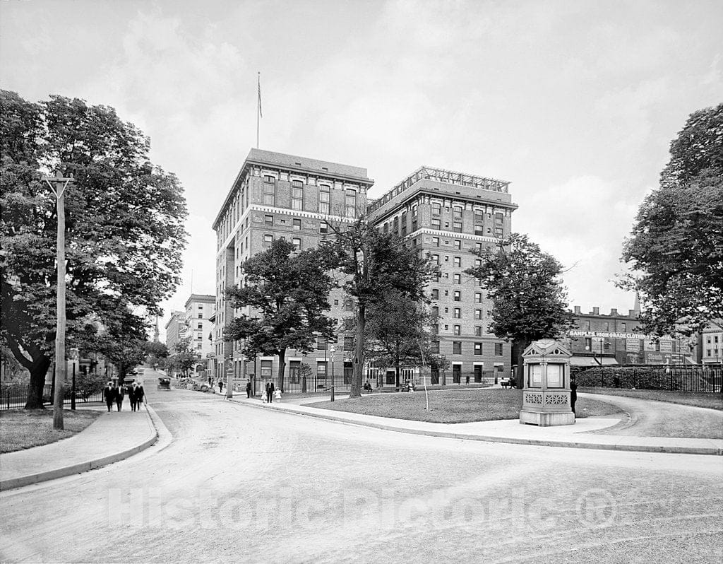 Richmond Historic Black & White Photo, The Hotel Richmond Overlooking Capitol Square, c1915 -