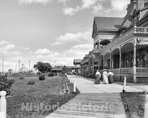 Rochester Historic Black & White Photo, Ontario Beach Park, c1905 -