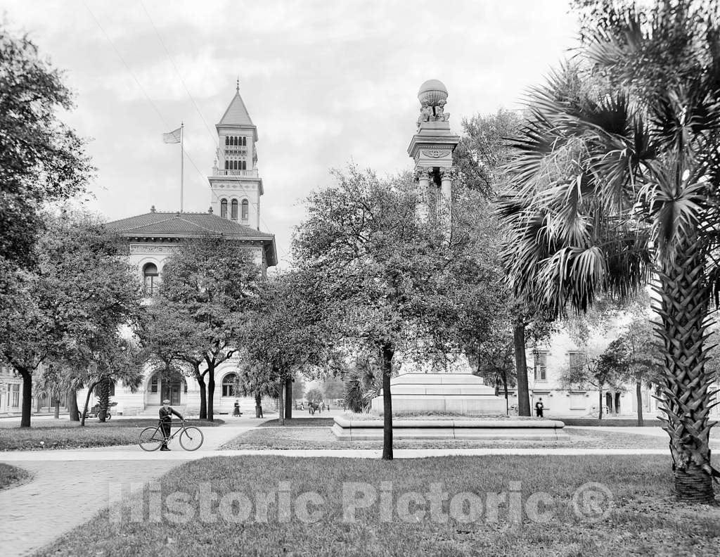 Historic Black & White Photo - Savannah, Georgia - Monument in Wright Square, c1915 -