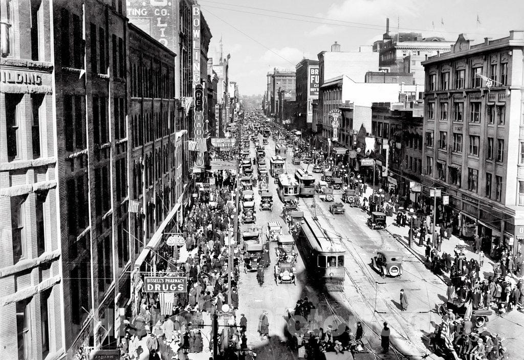 Syracuse Historic Black & White Photo, The Peace Day Celebration, c1918 -