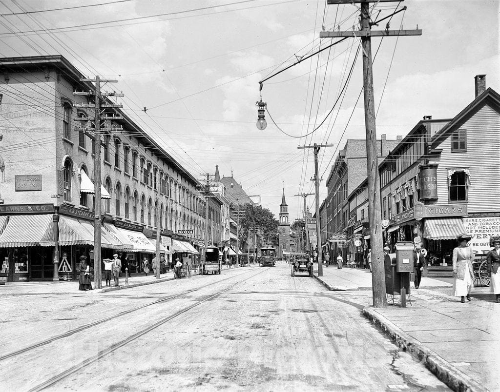 Vermont Historic Black & White Photo, Looking North on Church Street, Burlington, c1915 -