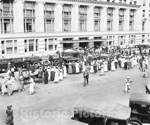 Historic Black & White Photo - Washington, DC - Outside the Treasury Annex, c1919 -
